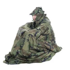HELSPORT Fjellduk Pro - Poncho, Plane, Biwacksack Und Schutzunterkunft In Einem, Farbe:forest Camo -Campingbedarf Geschäft 83812d48aa5121c752a01882ecdb13c8