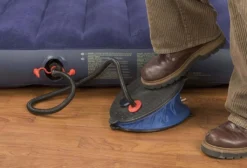 Intex Balg Fußpumpe Schwarz/Blau -Campingbedarf Geschäft ebcf82c44372765a48ef322a43e890f8