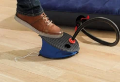 Intex Balg Fußpumpe Schwarz/Blau -Campingbedarf Geschäft f73f803224145ba4e4c5db214fd93b5a